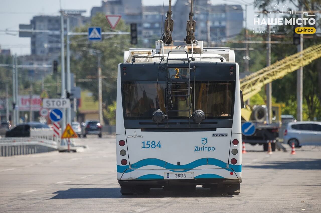 У Дніпрі змінили маршрути трамваїв через ремонт колій
