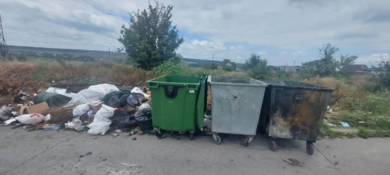 Дніпро поліпшує сміттєву інфраструктуру: новий контейнер на вулиці Радуги