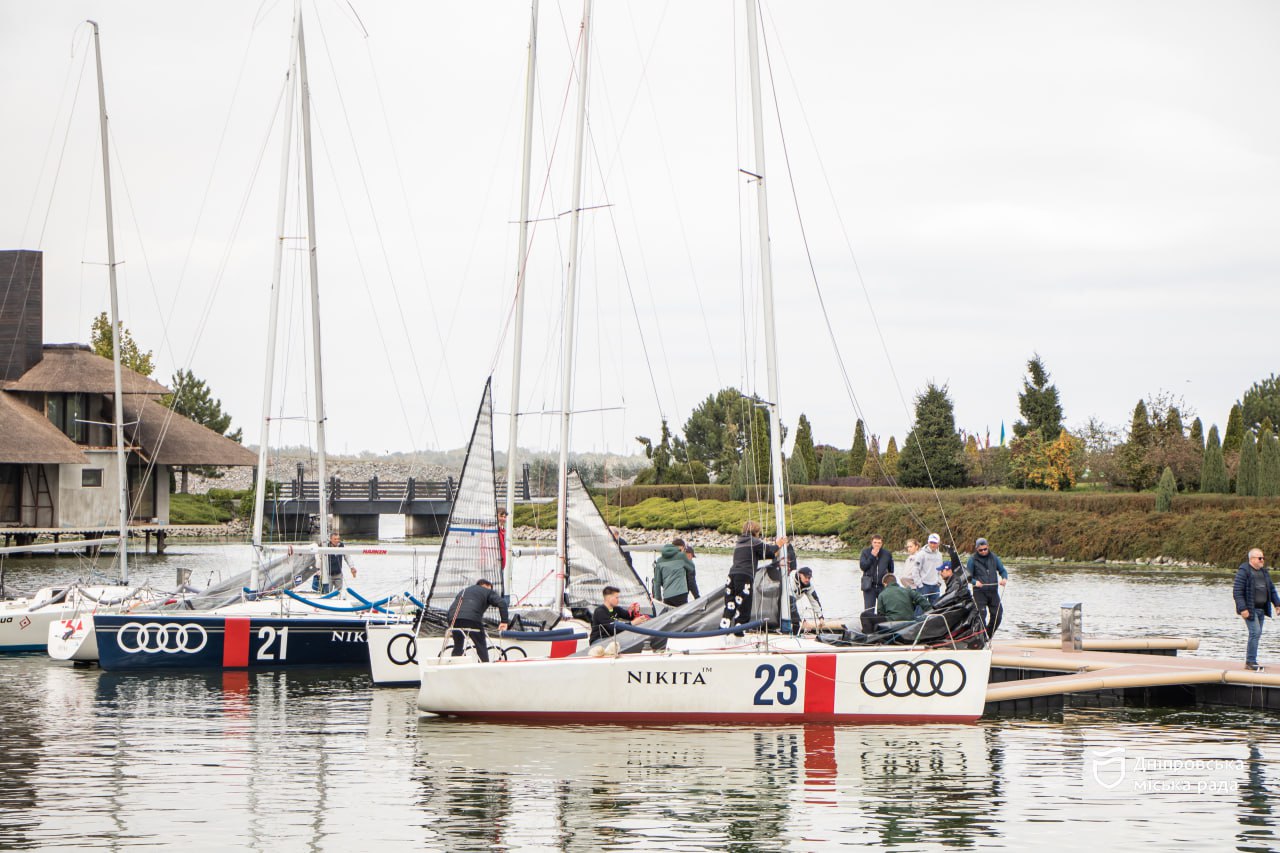 В Дніпрі стартував Чемпіонат України з вітрильного спорту Platu 25