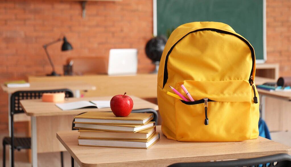 З 1 жовтня розширено програму «Пакунок школяра» в Україні