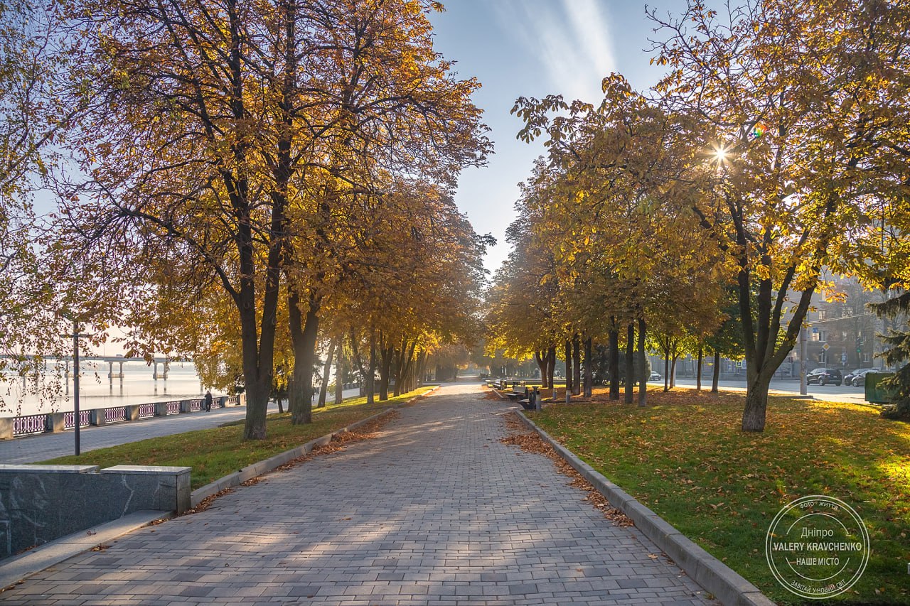 Листопад в Україні пройде аномально тепло