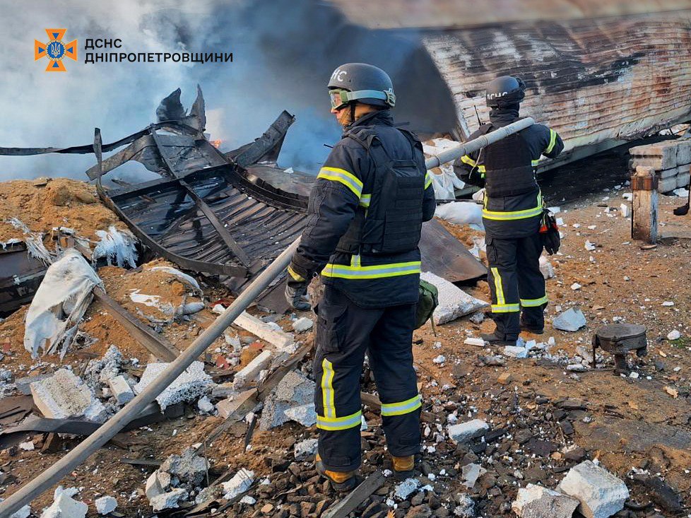 Наслідки нічної атаки в Дніпропетровській області: уражені об'єкти інфраструктури