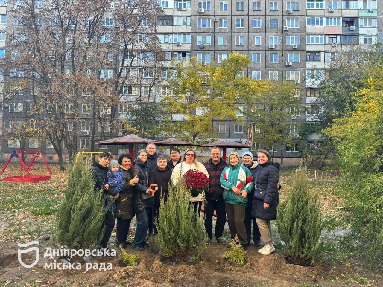 Дніпряни впорядковують місто: акції #Дніпро_чистий та #Дніпро_квітучий