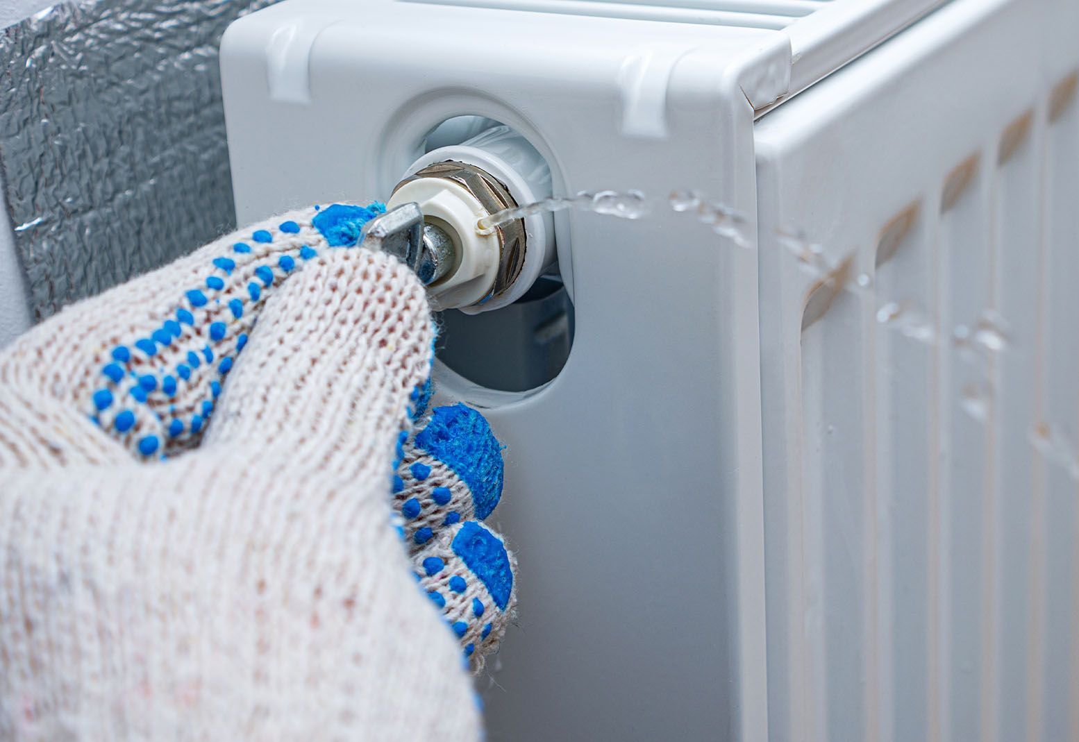 Як відновити опалення після відключення світла: поради дніпрянам