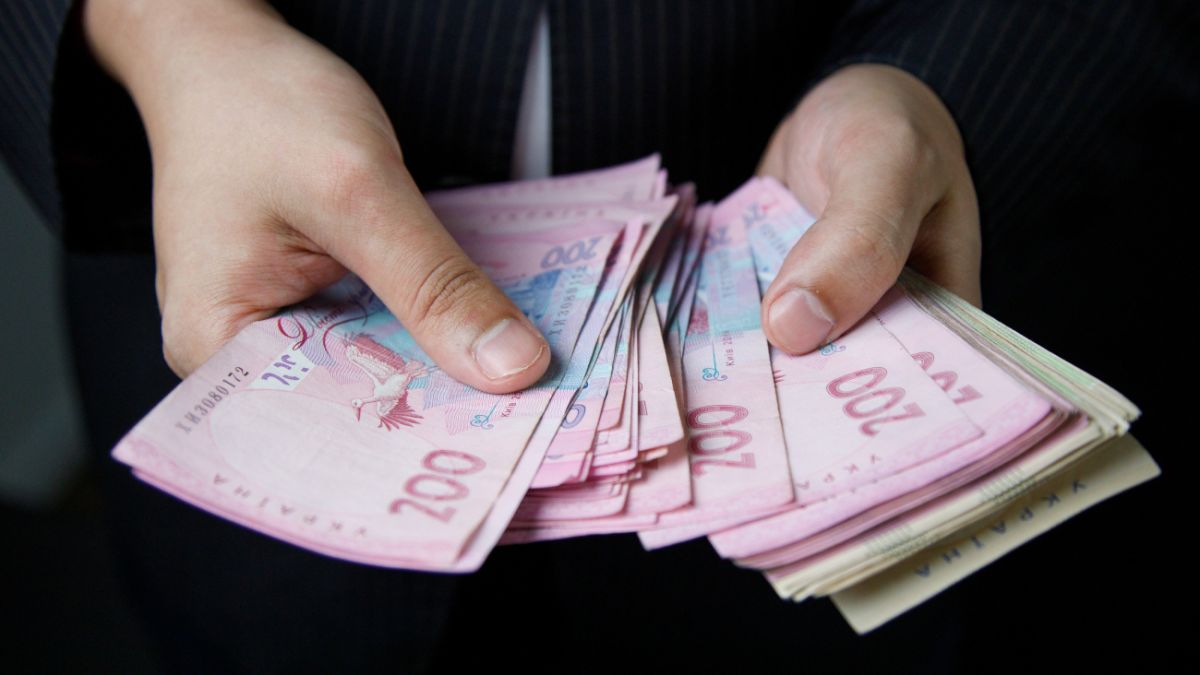 Оформлення 6500 гривень зимової підтримки: критерії та процедура