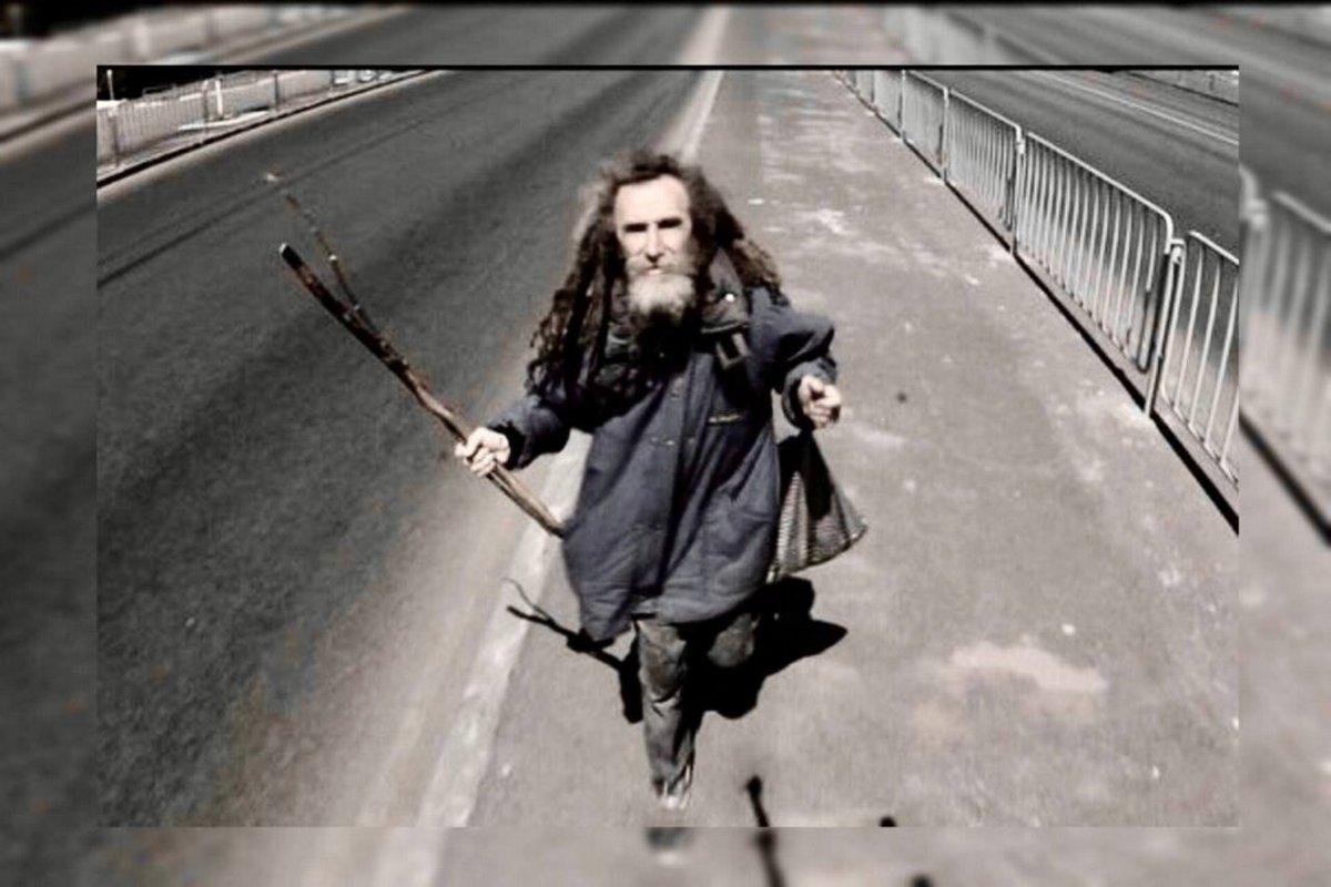 У Дніпрі з'явиться мініскульптура на честь Олександра, відомого як “Форест Гамп”