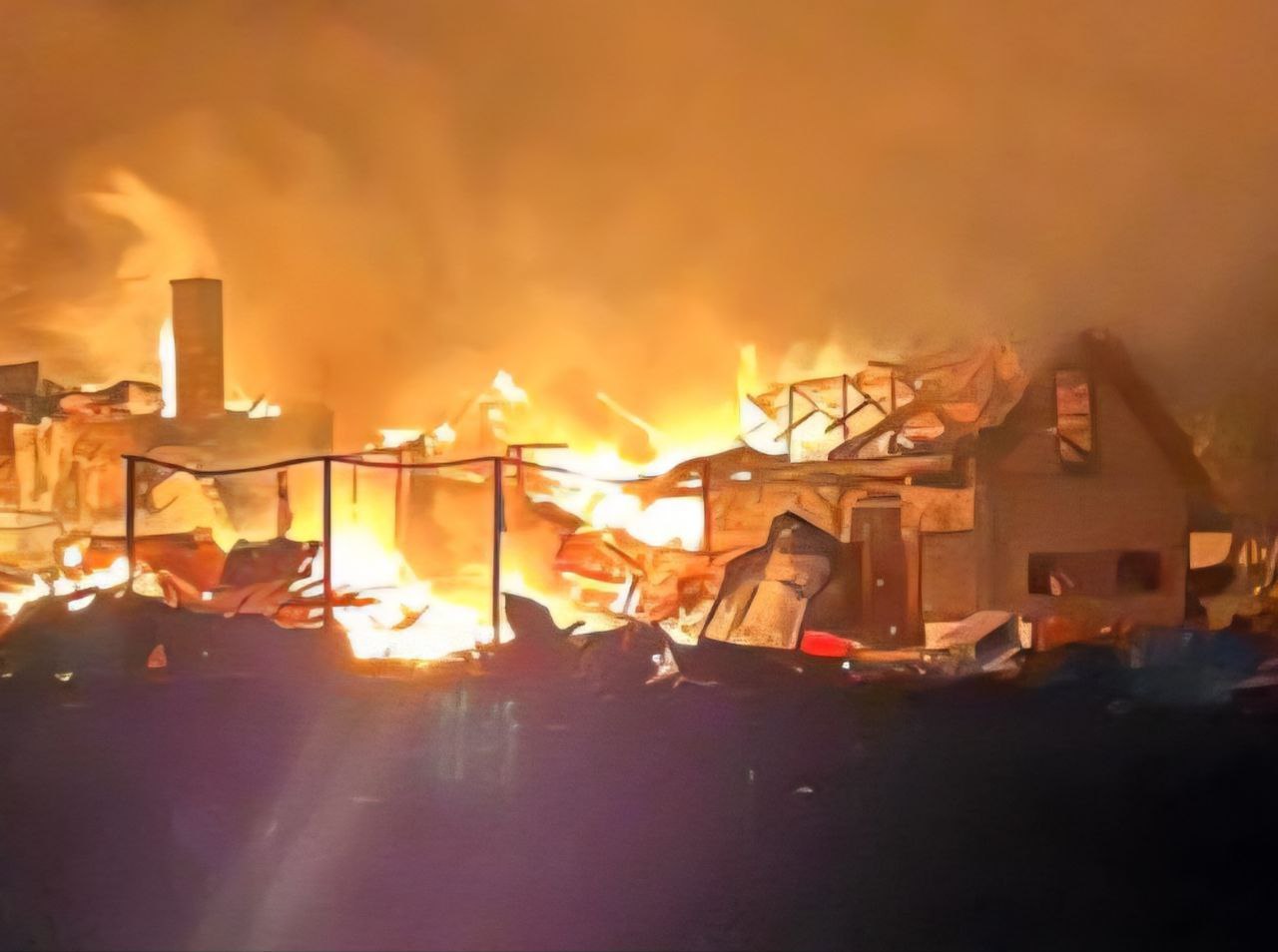 Трагічний удар по Дніпропетровщині: ракети та дрони вбили та поранили людей