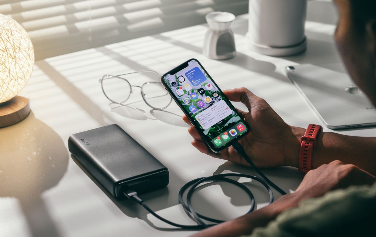 Пристрої, якими не варто живитися від павербанка