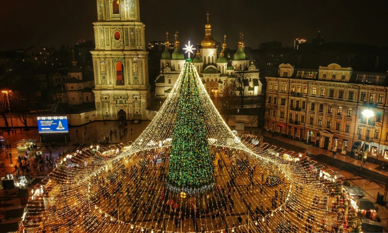 Відкриття головної ялинки України у Києві: святкові заходи 2026