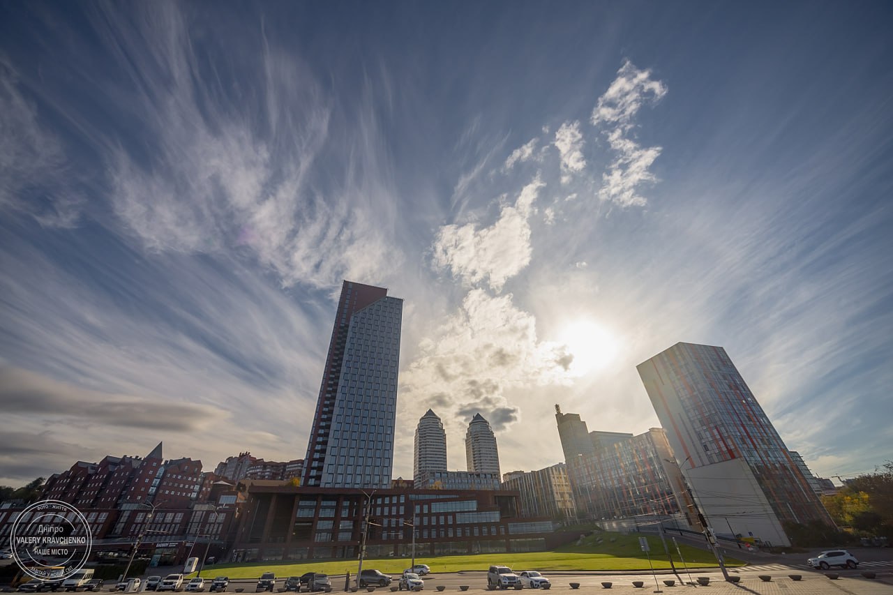 Вибухи вночі в Дніпрі: є постраждалі