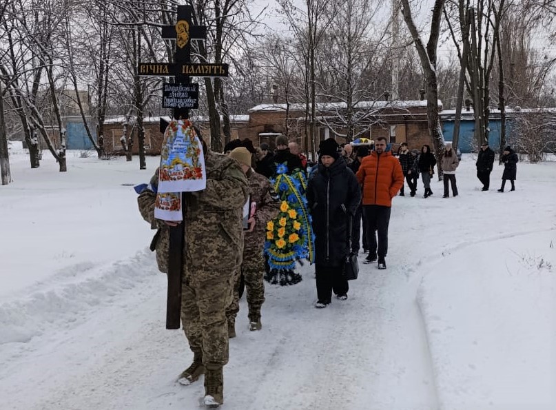 Нікополь прощається з воїном Андрієм Шкарубським