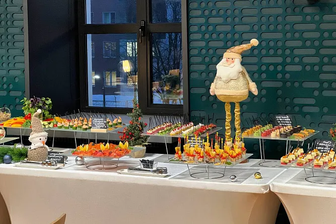 Без турбот про святкове меню: кейтеринг у Дніпрі на Новий рік