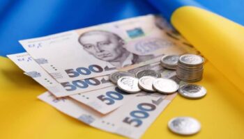 Чекаємо зимову допомогу: коли надійдуть виплати в 6500 грн