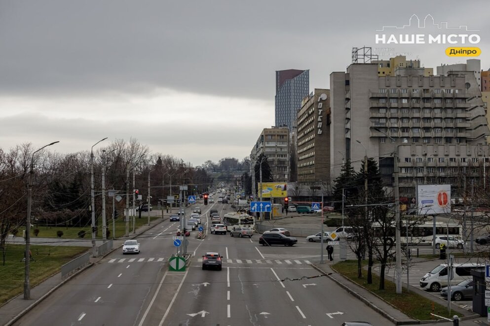 Дніпро: Зміни у русі транспорту через ремонтні роботи 16 грудня