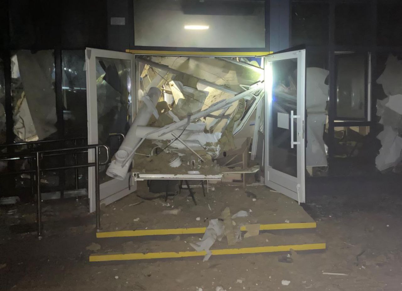 Нічна атака дронами по Дніпропетровщині: зруйновані об'єкти у трьох районах