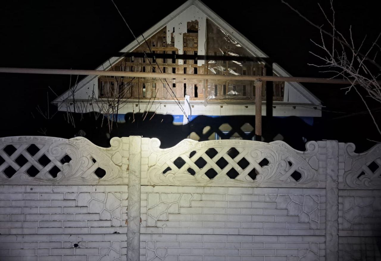 Нікополь потерпає від нічних обстрілів: без жертв