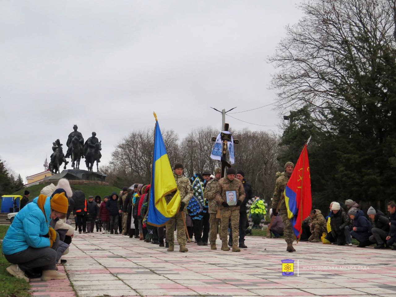 Поховання військового в Жовтих Водах: співчуття громади