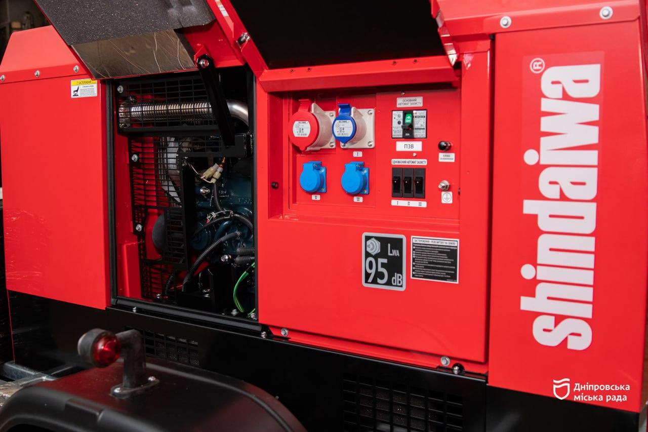 Дніпро отримав мобільний зварювальний комплекс для відновлення водомереж