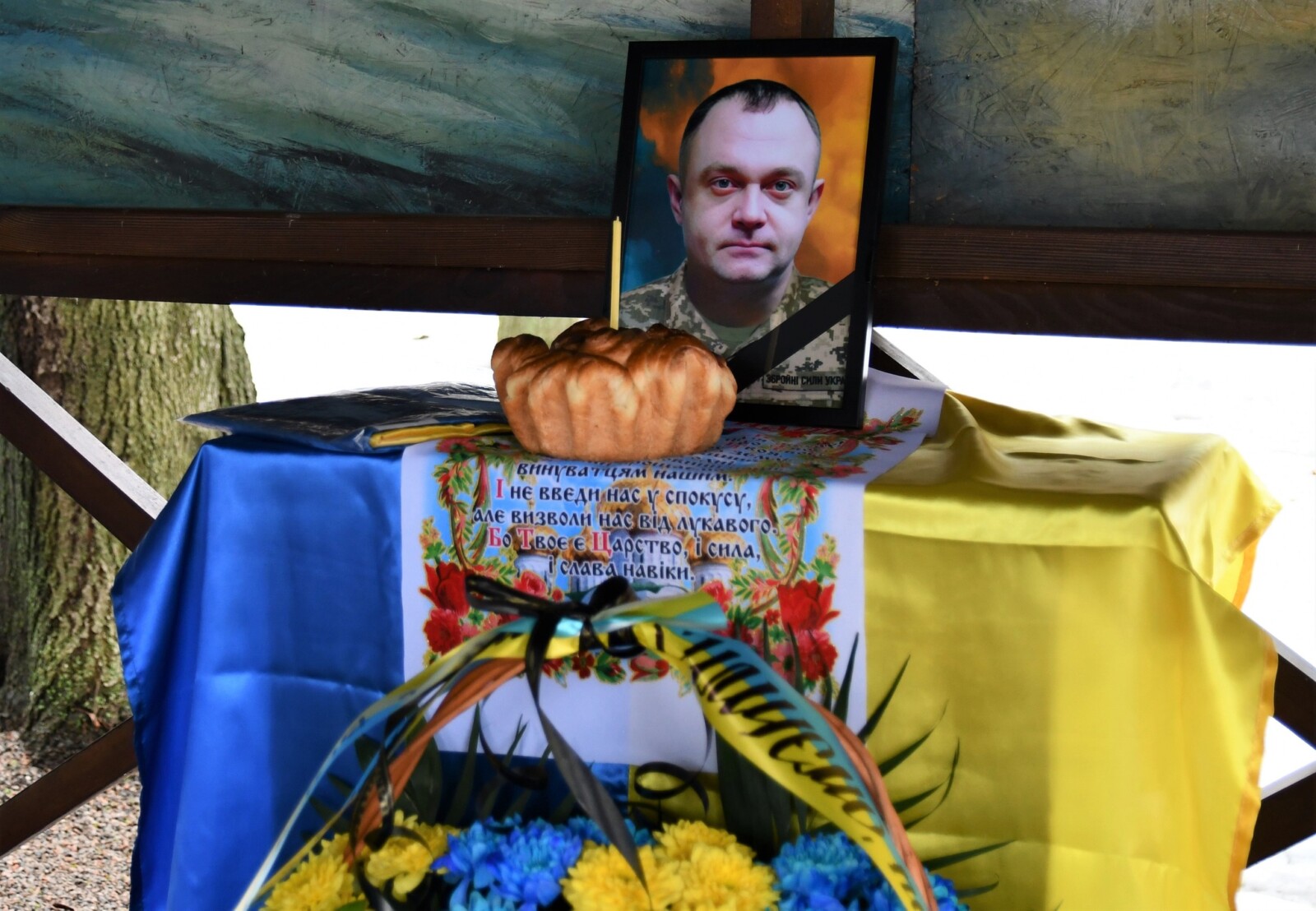 У Нікополі попрощались з героєм-матросом Дмитром Мирошниченком