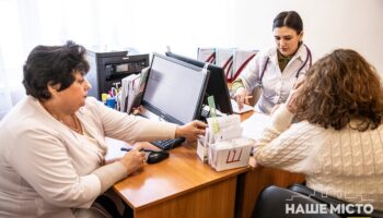 Як відрізнити грип від ГРВІ: поради дніпровської лікарки