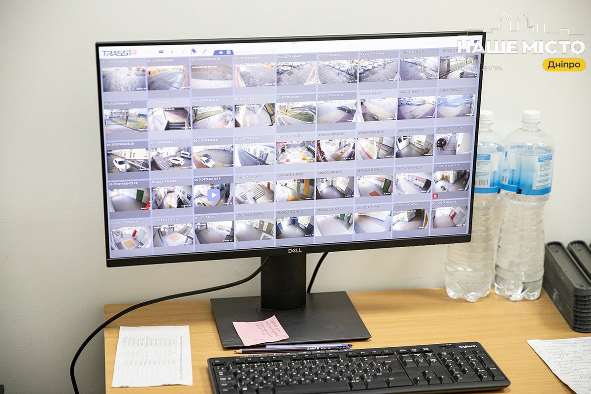 Нові заходи безпеки в школах: металодетектори та відеонагляд