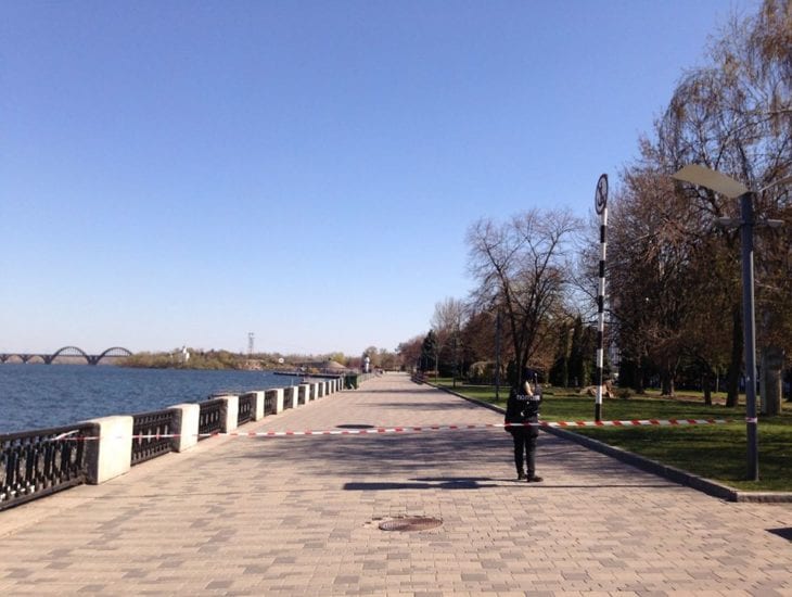 Карантин в Днепре: набережные в центре и на Солнечном перекрыли